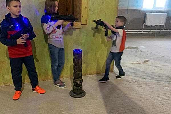 1f67448d-d0a0-44c2-a855-709ec9a5f6bb